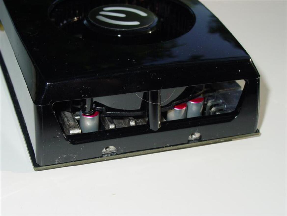 GeForce GTX 275 and Radeon HD 4890 Round-Up