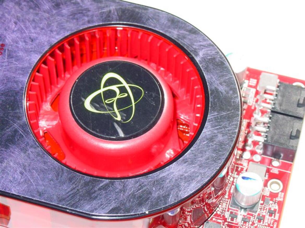 GeForce GTX 275 and Radeon HD 4890 Round-Up