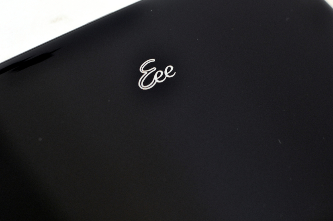 Asus Eee PC 1008HA "Seashell" Review