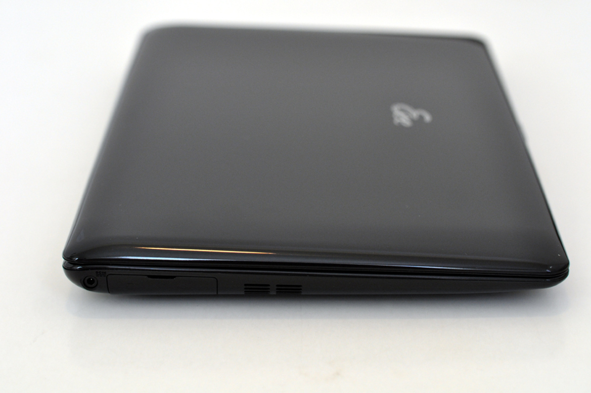 Asus Eee PC 1008HA "Seashell" Review