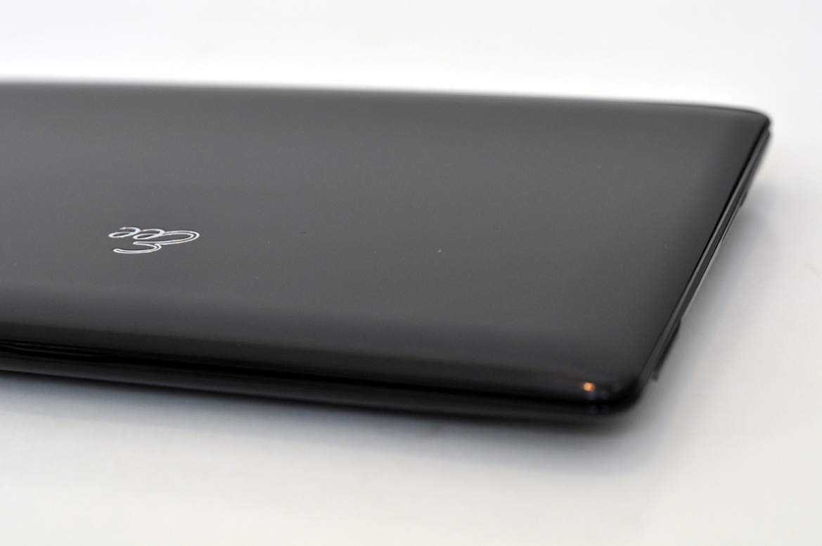 Asus Eee PC 1008HA "Seashell" Review