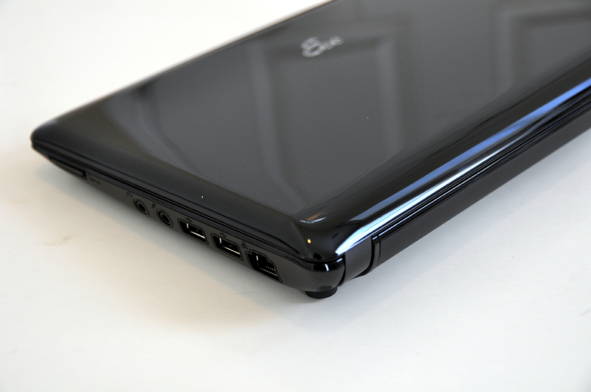 Asus Eee PC 1005HA Seashell Review