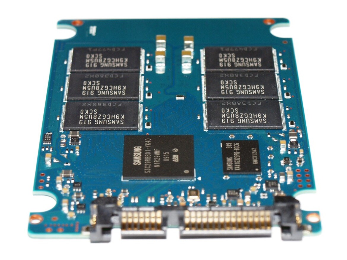 4-Way SSD Round-Up Redux: OCZ, Corsair, PhotoFast