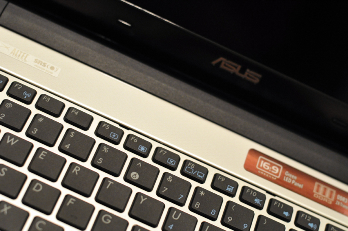 Asus 13.3" UL30A CULV Notebook Review