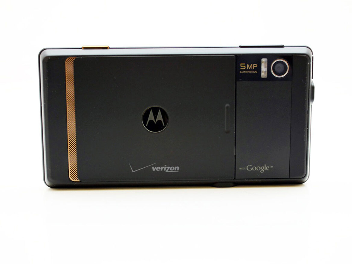 Motorola DROID Does? A Deep Dive Look
