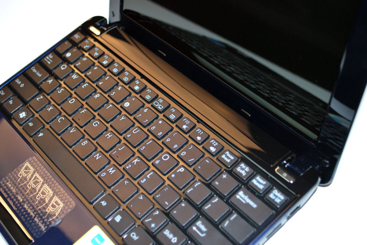 Asus Eee PC1005PE, Atom N450 Pinetrail Launch