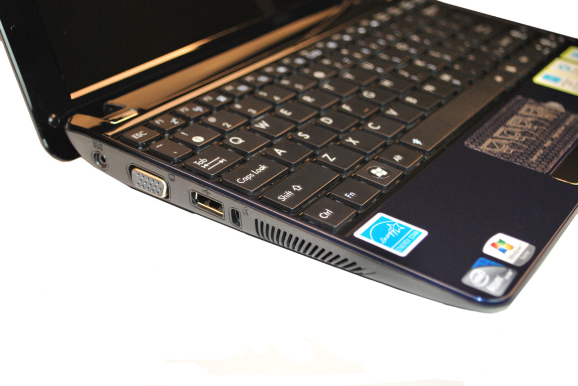 Asus Eee PC1005PE, Atom N450 Pinetrail Launch