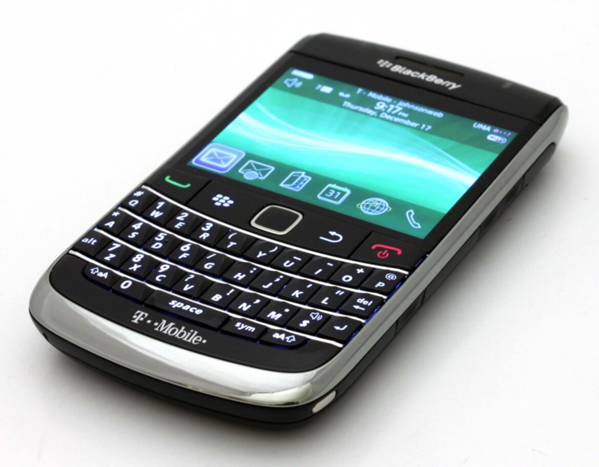 BlackBerry Bold 9700 Review