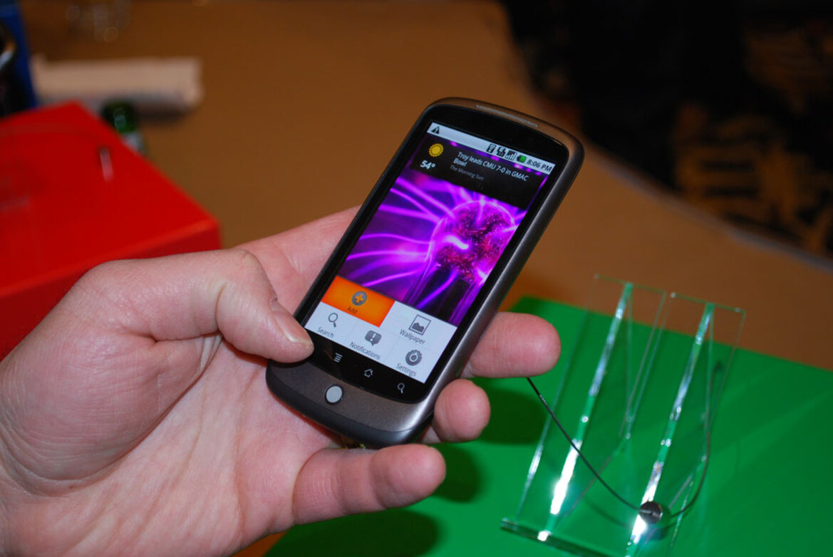Digital Experience: NVIDIA GF100, Thinkpad Edge