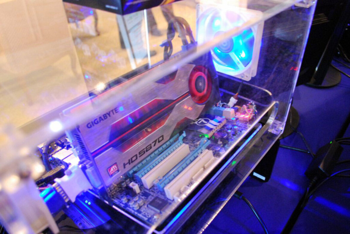 CES 2010 Highlight Wrap-Up In Pictures and Video