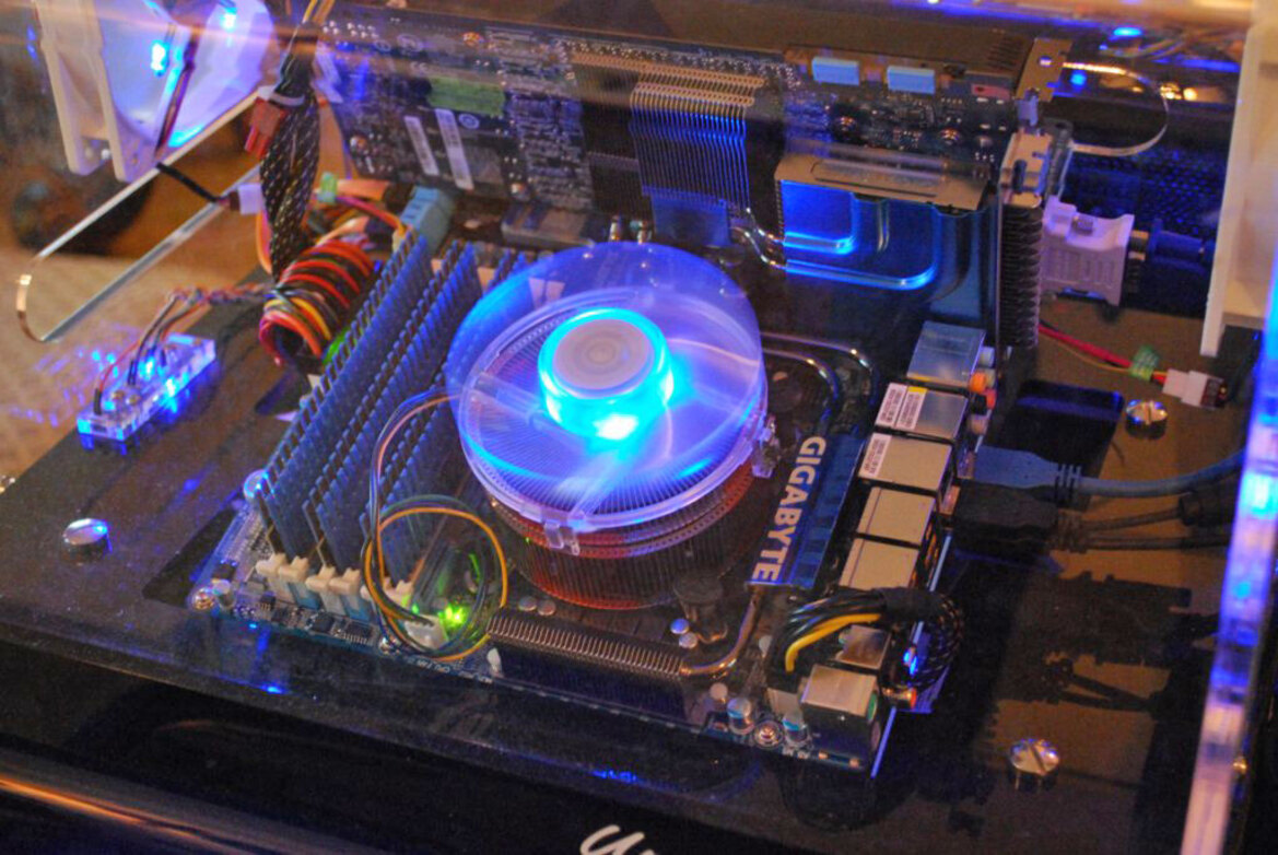 CES 2010 Highlight Wrap-Up In Pictures and Video