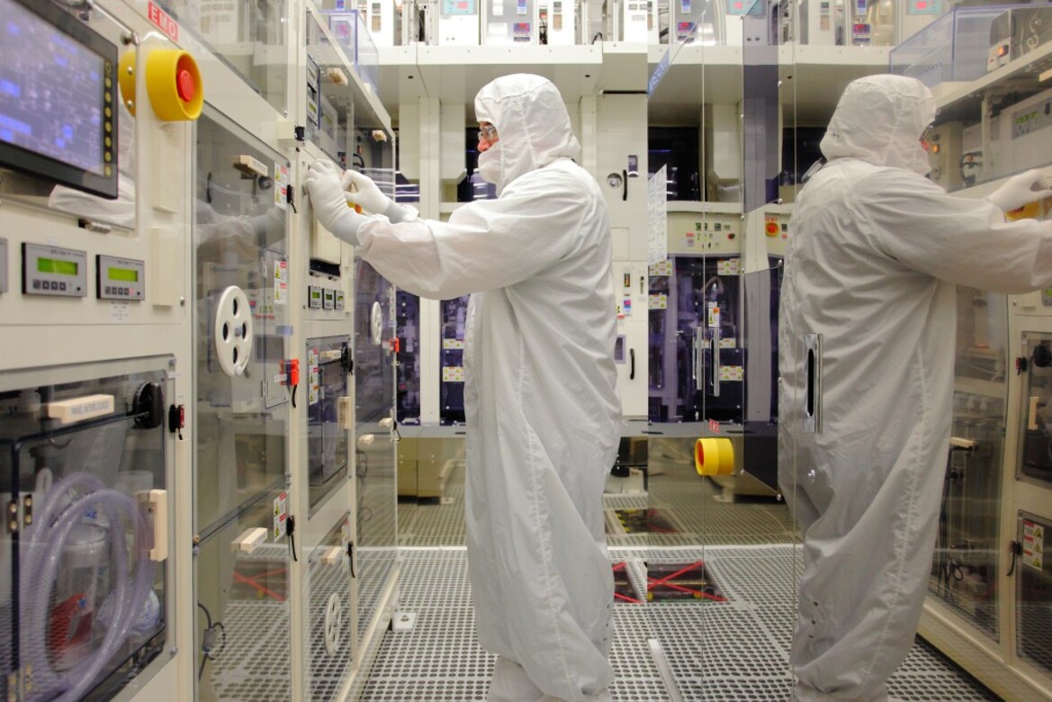 Intel and Micron Unveil 25nm NAND Flash