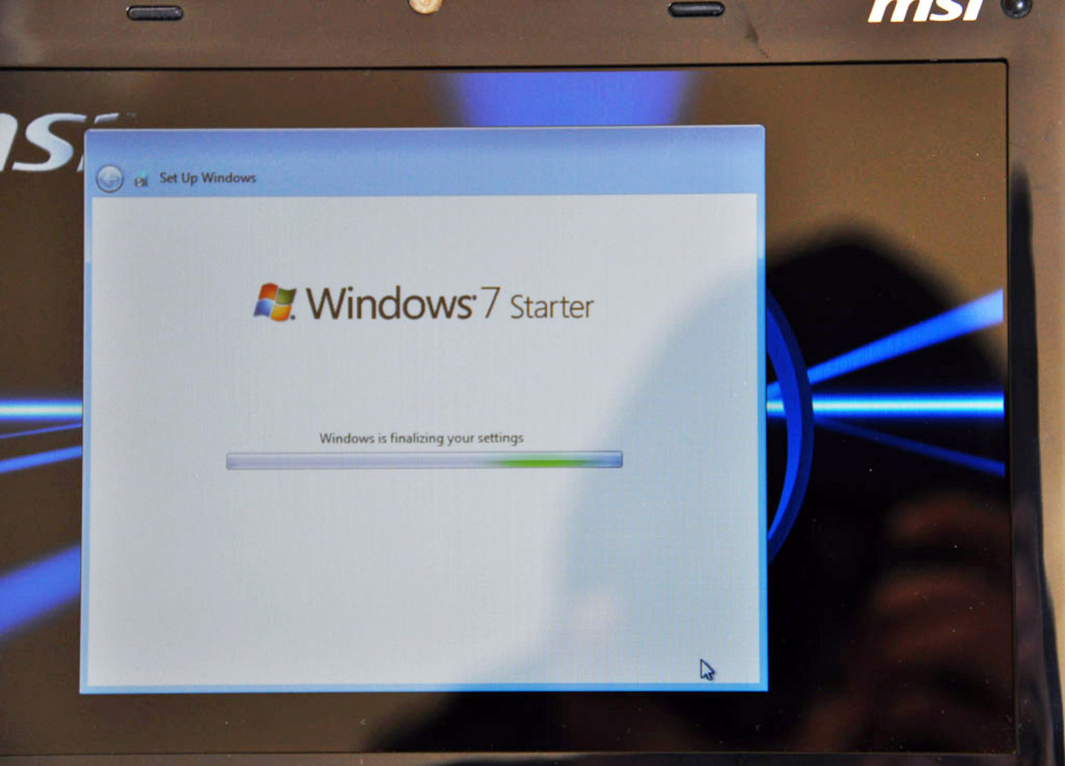 MSI Wind U135 Netbook Review