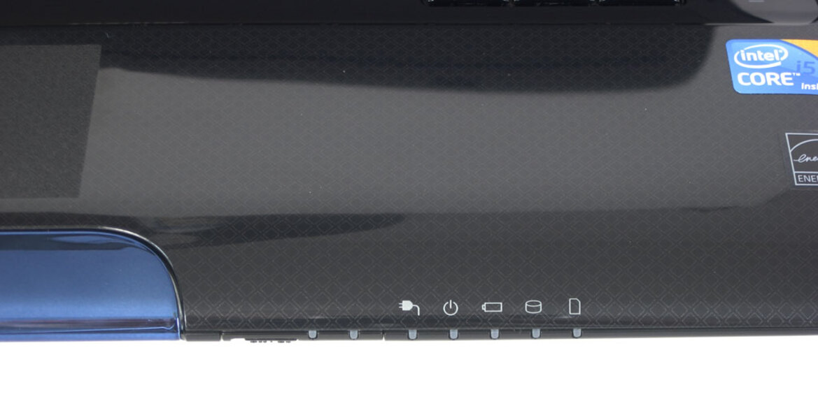 Toshiba Satellite E205-S1904 WiDi Laptop Review