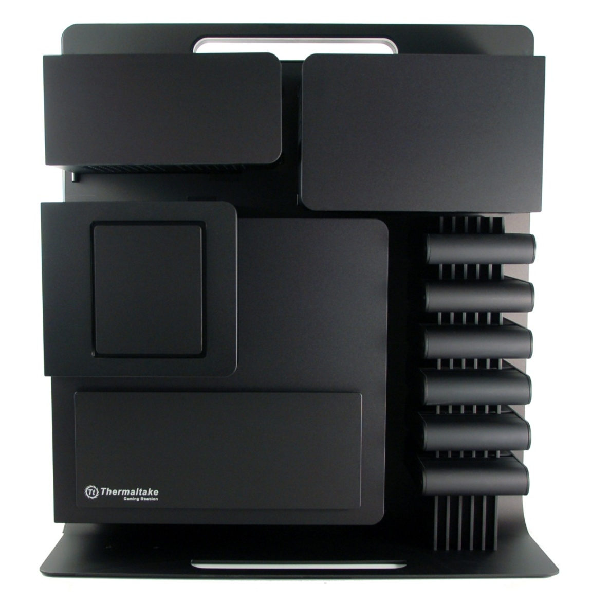 Thermaltake Level 10 Gaming Station Review