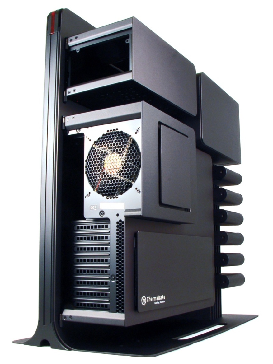 Thermaltake Level 10 Gaming Station Review