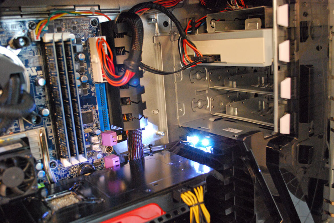 Dell Alienware Area-51 Core i7-980 X Infused Gaming PC