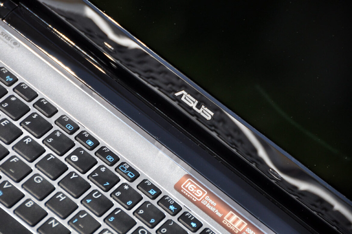 Asus 13.3" U30Jc Laptop, Optimus-Enabled Mobility