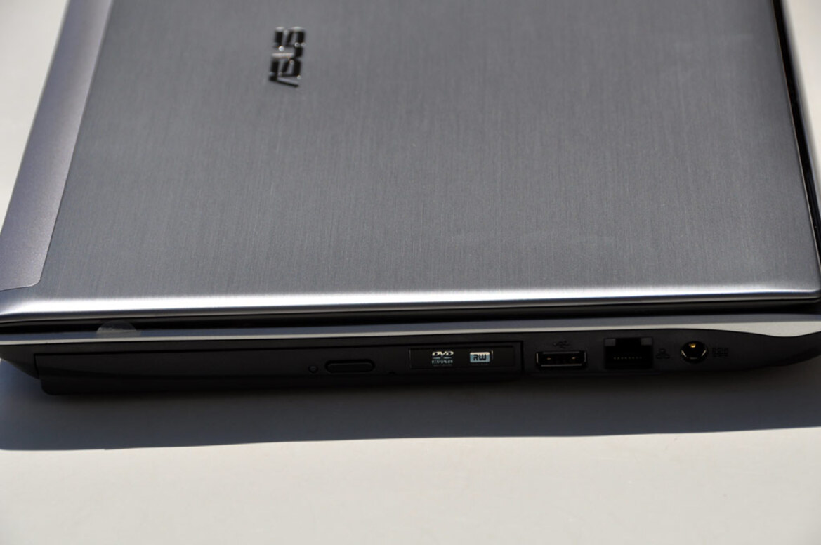 Asus 13.3" U30Jc Laptop, Optimus-Enabled Mobility