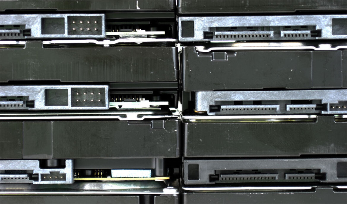Definitive 2TB HD Roundup: WD, Seagate, Samsung