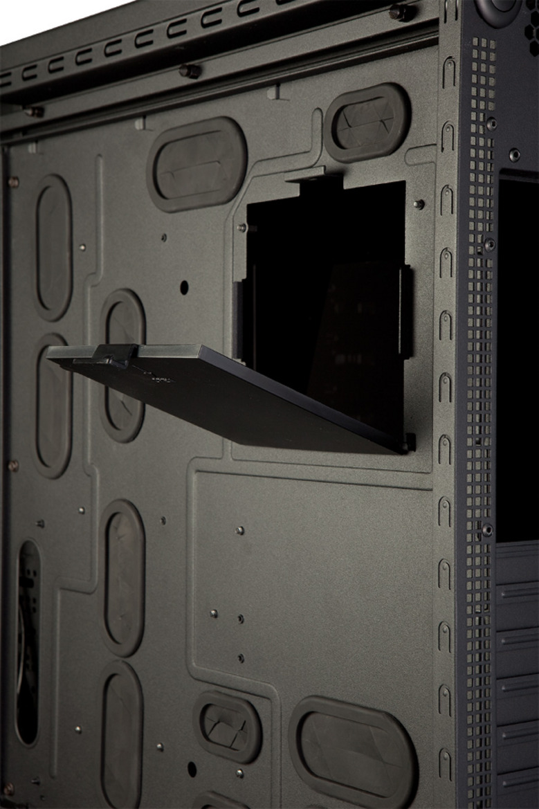 Obsidian Architecture: Corsair 700D/800D Reviewed
