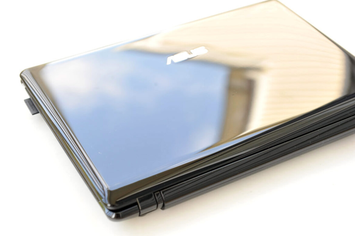 Asus Ion 2-Powered Eee PC 1201PN Review