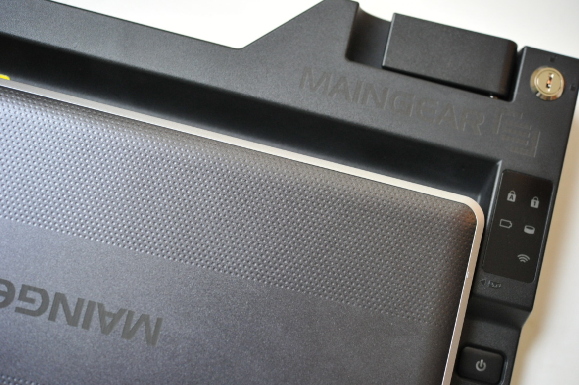 Maingear 13.3" Clutch 13 Ultraportable Notebook