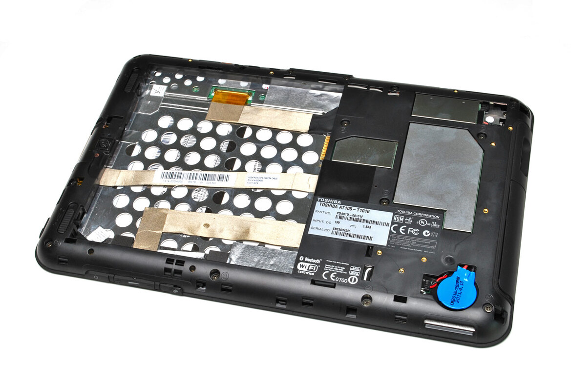 The Swiss Army Knife of Tablets: Toshiba's Thrive 