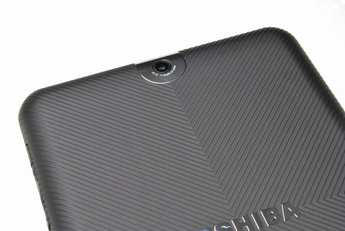 The Swiss Army Knife of Tablets: Toshiba's Thrive 
