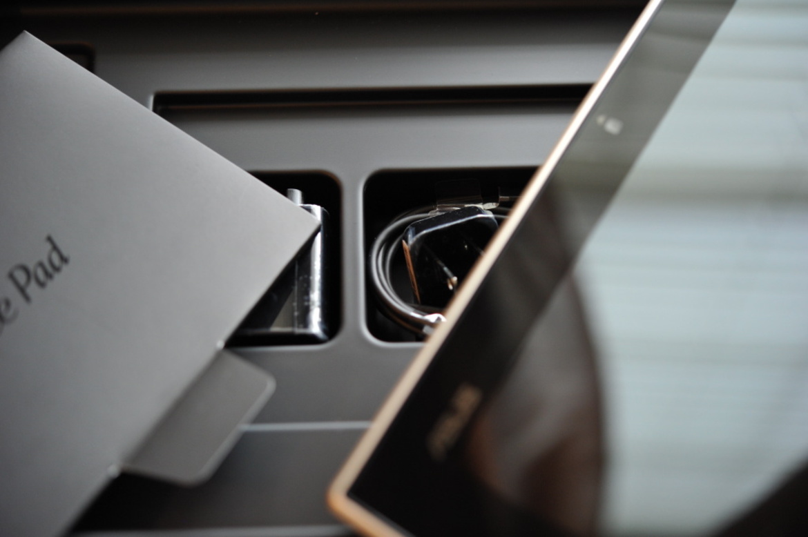 Asus Eee Pad Slider Honeycomb Tablet Review
