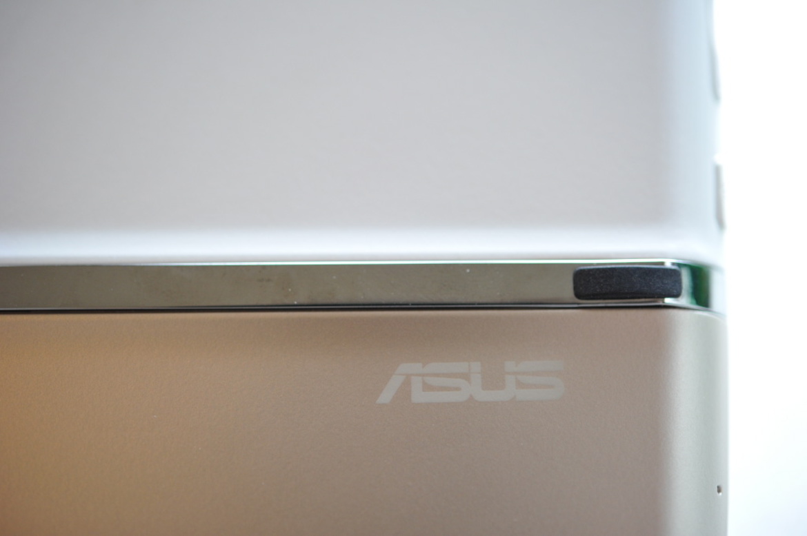 Asus Eee Pad Slider Honeycomb Tablet Review