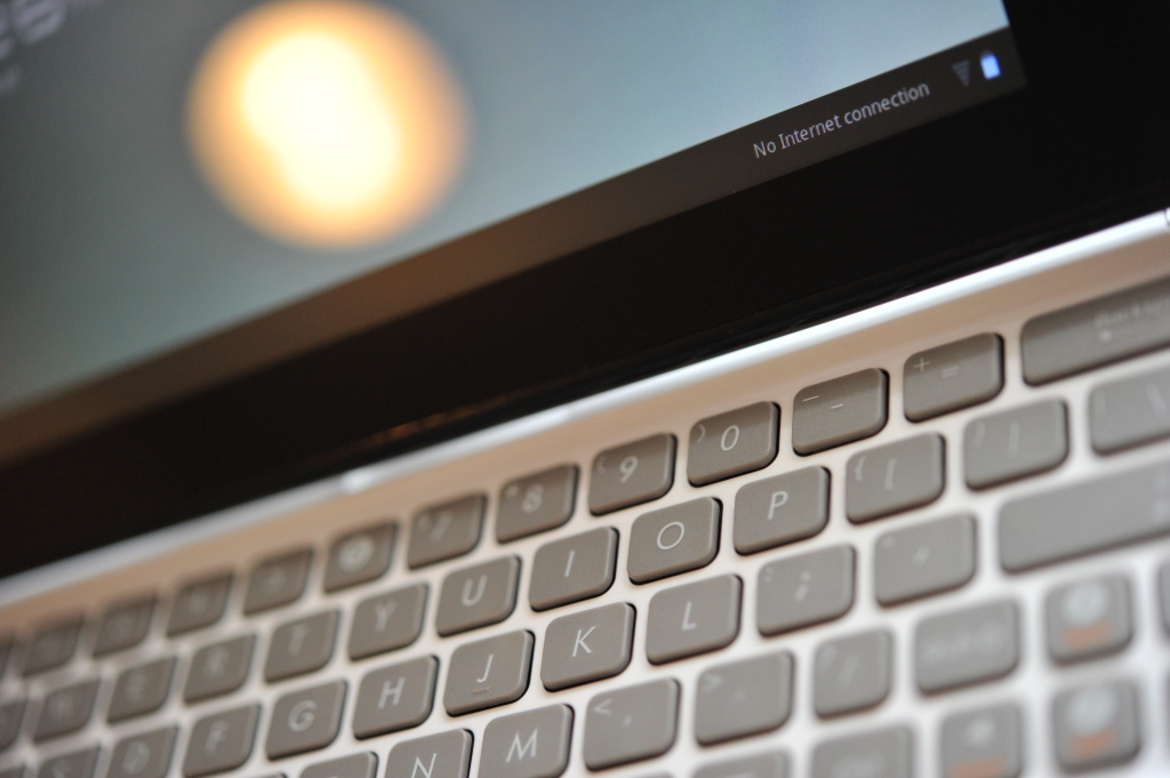 Asus Eee Pad Slider Honeycomb Tablet Review