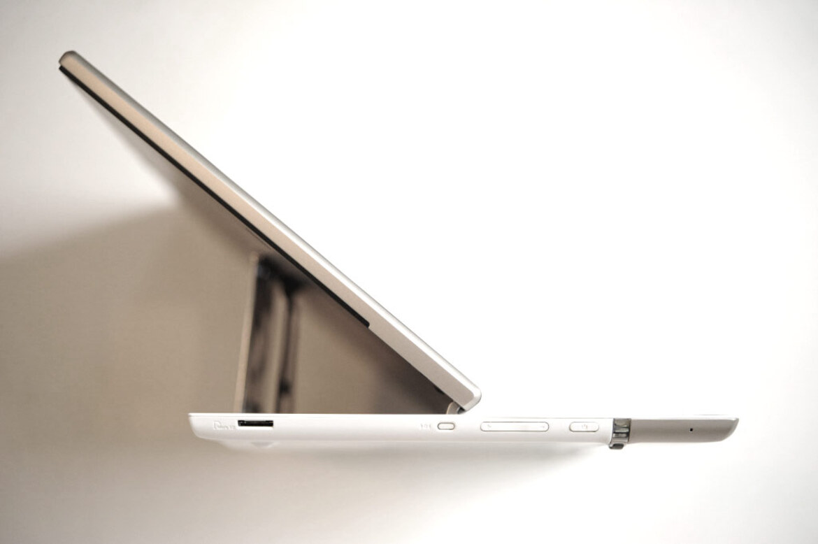 Asus Eee Pad Slider Honeycomb Tablet Review