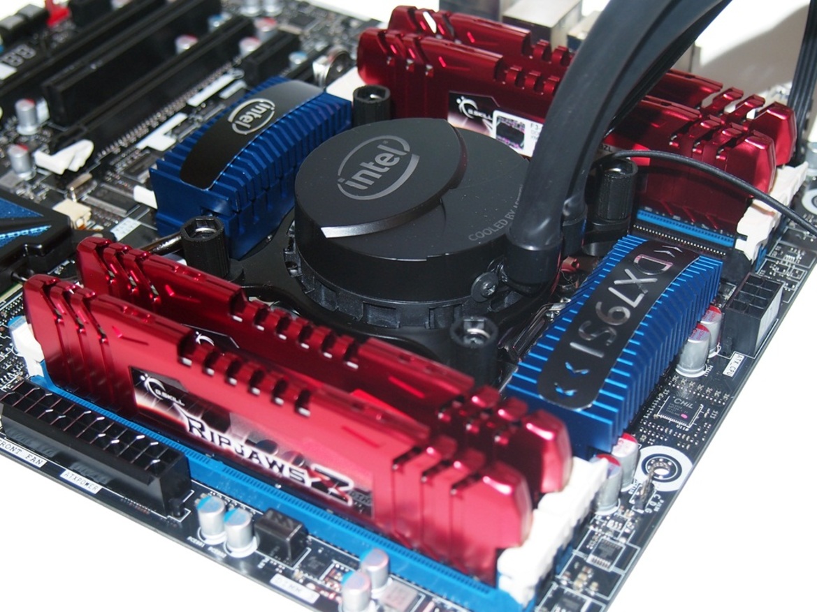 Intel Core i7-3960X Extreme Edition Sandy Bridge-E CPU