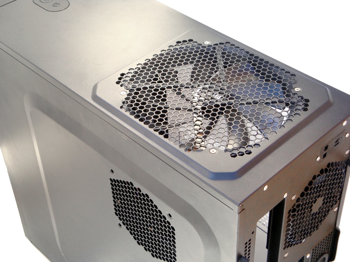 Mid-Tower Round-Up: Antec, Corsair, NZXT, Thermaltake
