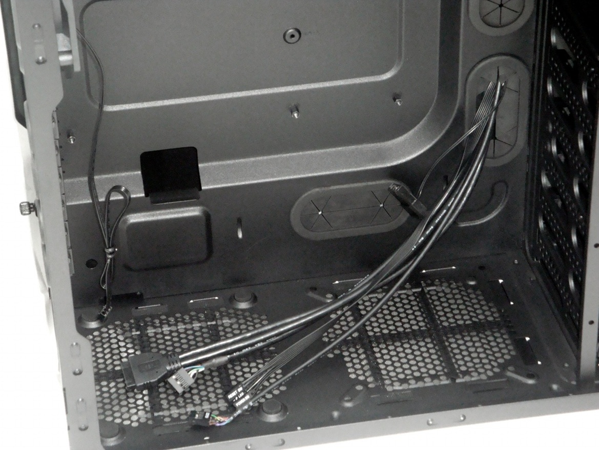 Mid-Tower Round-Up: Antec, Corsair, NZXT, Thermaltake