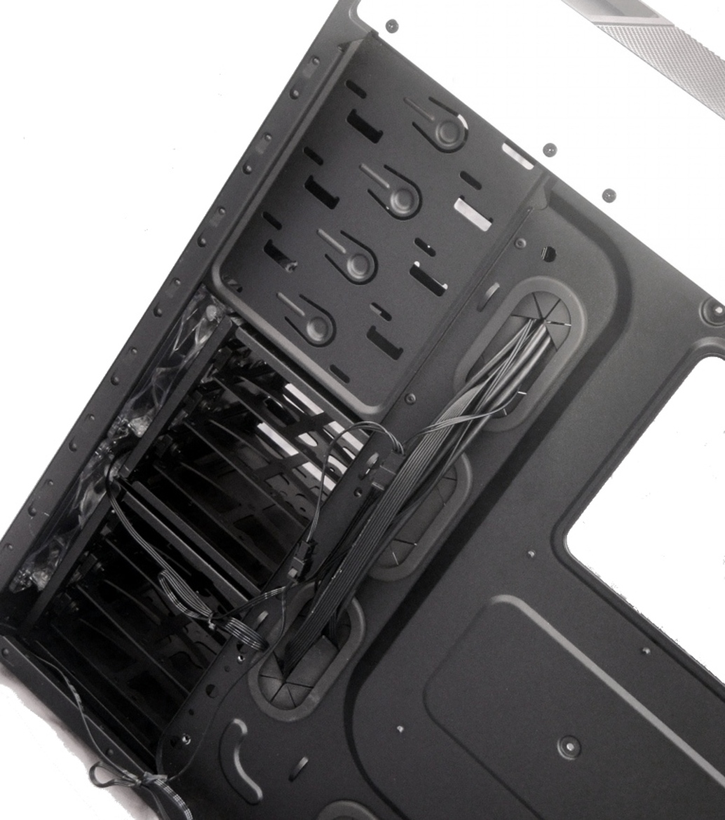 Mid-Tower Round-Up: Antec, Corsair, NZXT, Thermaltake
