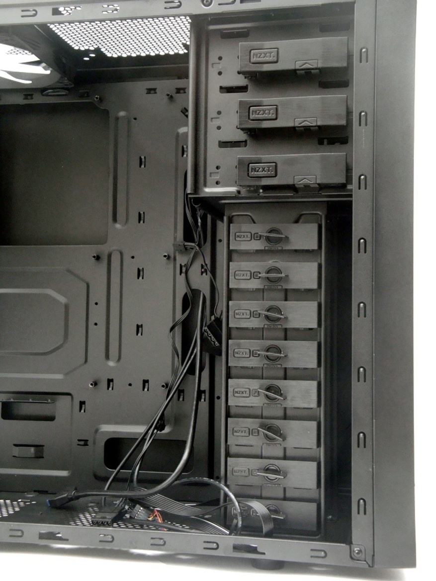 Mid-Tower Round-Up: Antec, Corsair, NZXT, Thermaltake