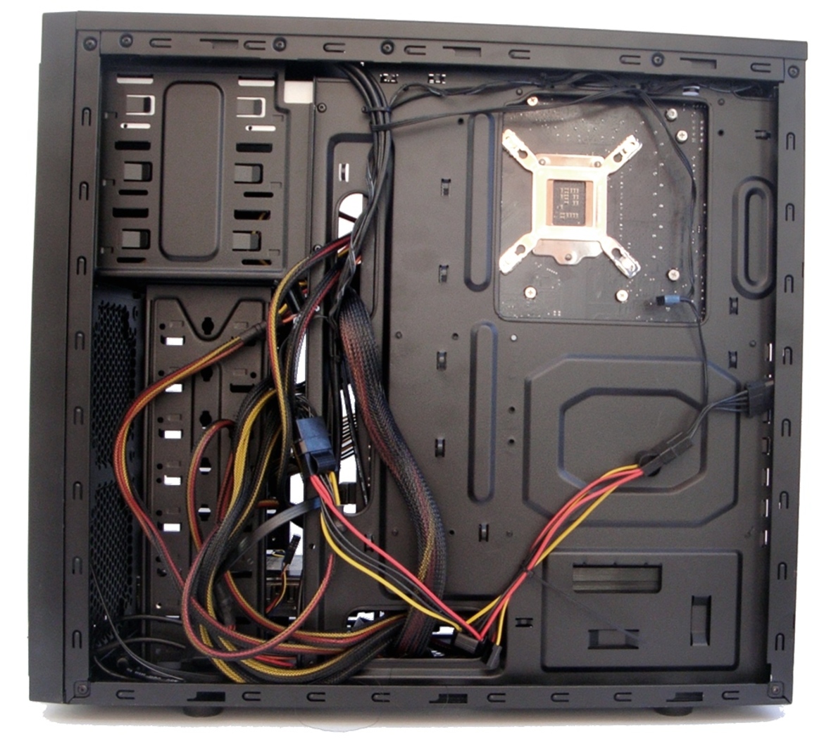 Mid-Tower Round-Up: Antec, Corsair, NZXT, Thermaltake