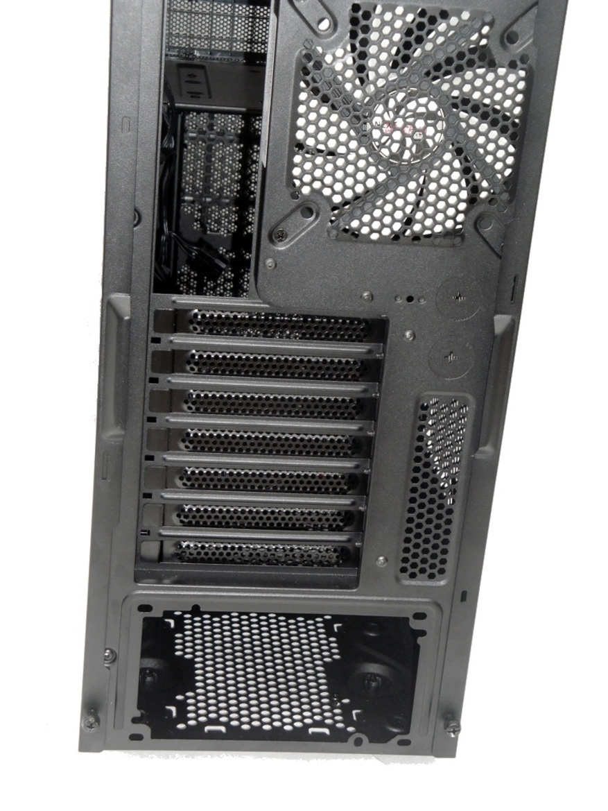 Mid-Tower Round-Up: Antec, Corsair, NZXT, Thermaltake