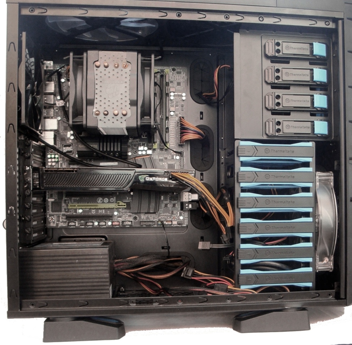 Mid-Tower Round-Up: Antec, Corsair, NZXT, Thermaltake