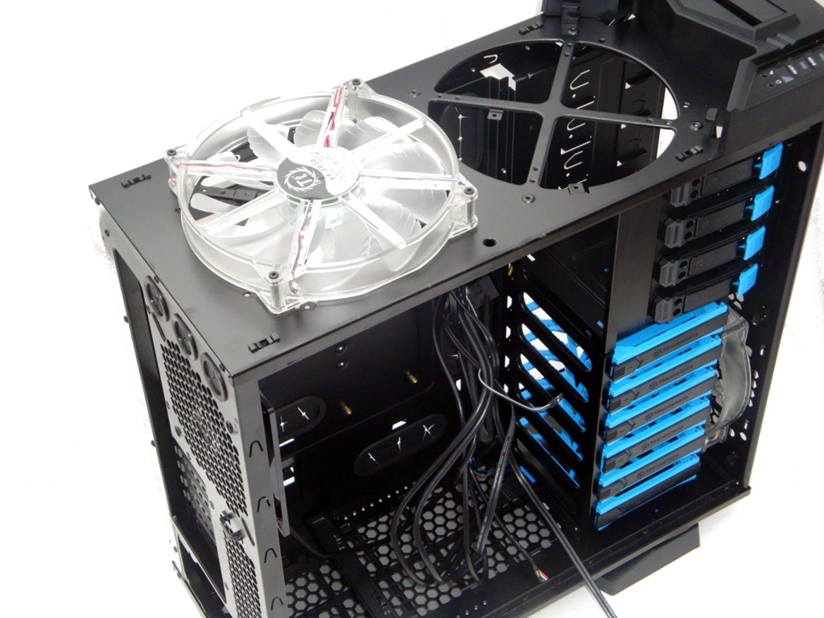 Mid-Tower Round-Up: Antec, Corsair, NZXT, Thermaltake
