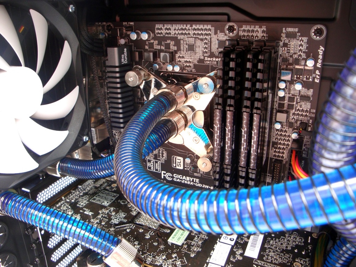 iBUYPOWER Erebus GT Gaming System Review
