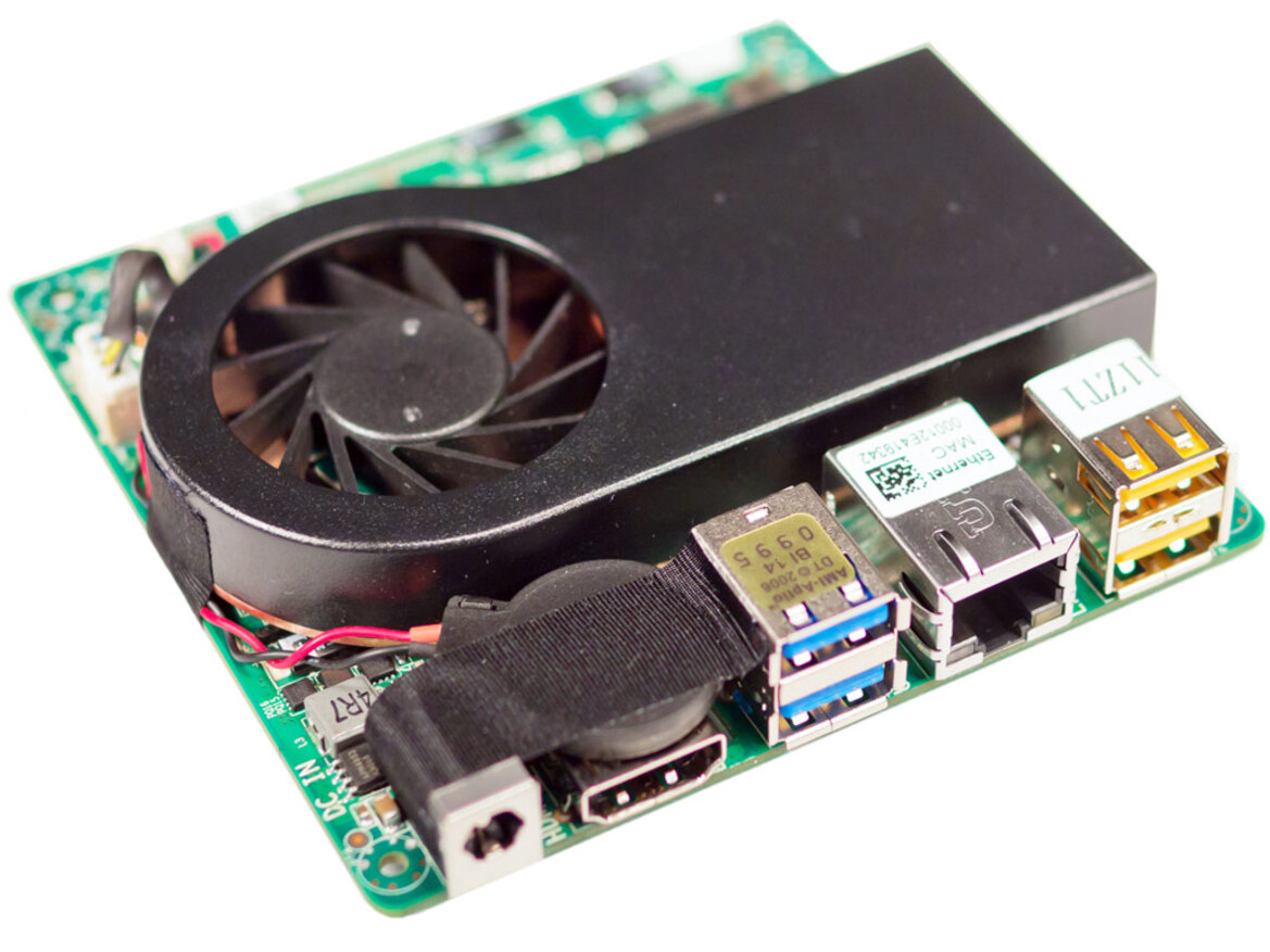 Zotac ZBOX Nano XS AD11 Plus