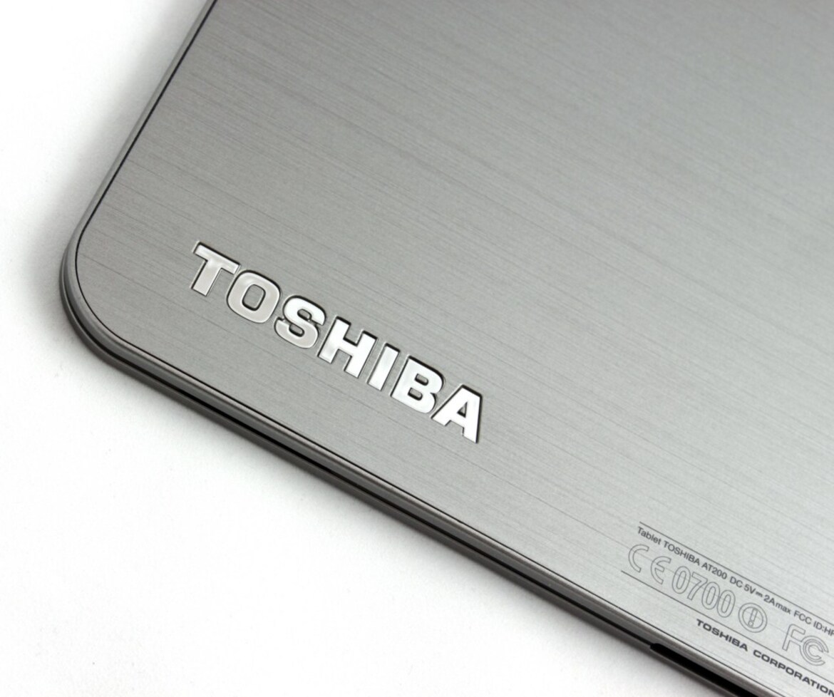 Toshiba Excite 10 LE: The World's Thinnest 10" Tablet