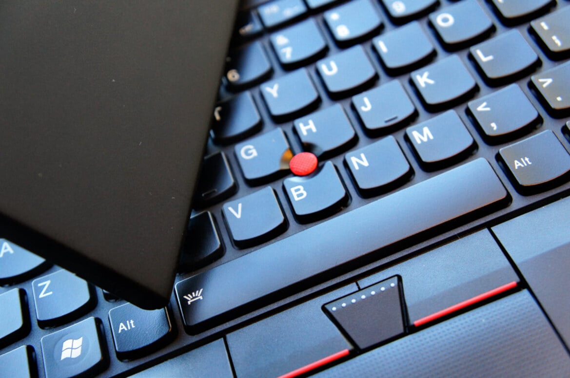 Lenovo ThinkPad X230T Convertible Notebook