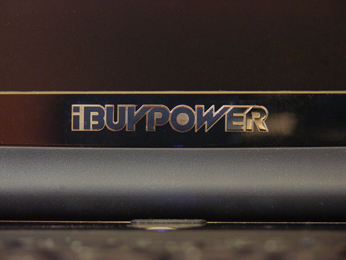 iBuyPower Valkyrie CZ-17 Gaming Notebook Review