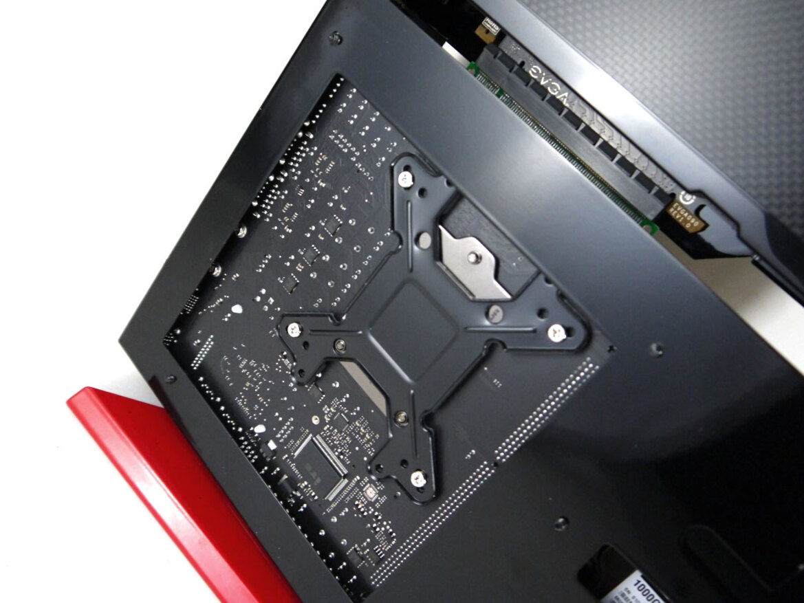 Digital Storm Bolt Small Form Factor Gaming PC Review