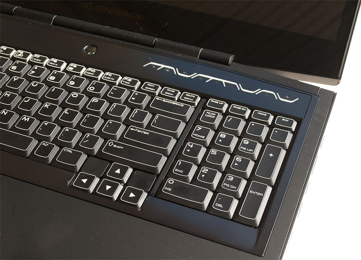 Alienware M18x R2 Gaming Laptop: Dual GPUs Attack