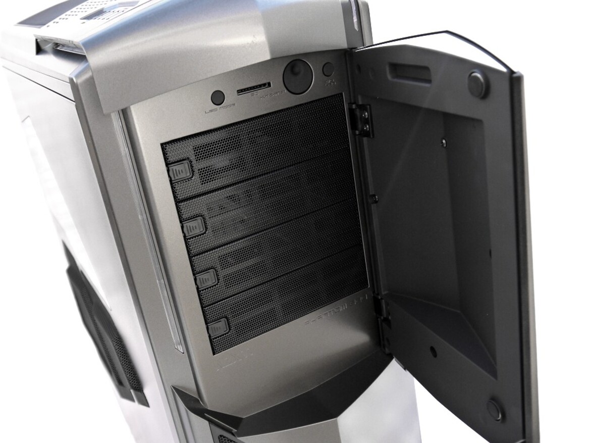 NZXT Phantom 820 Full Tower Case Review